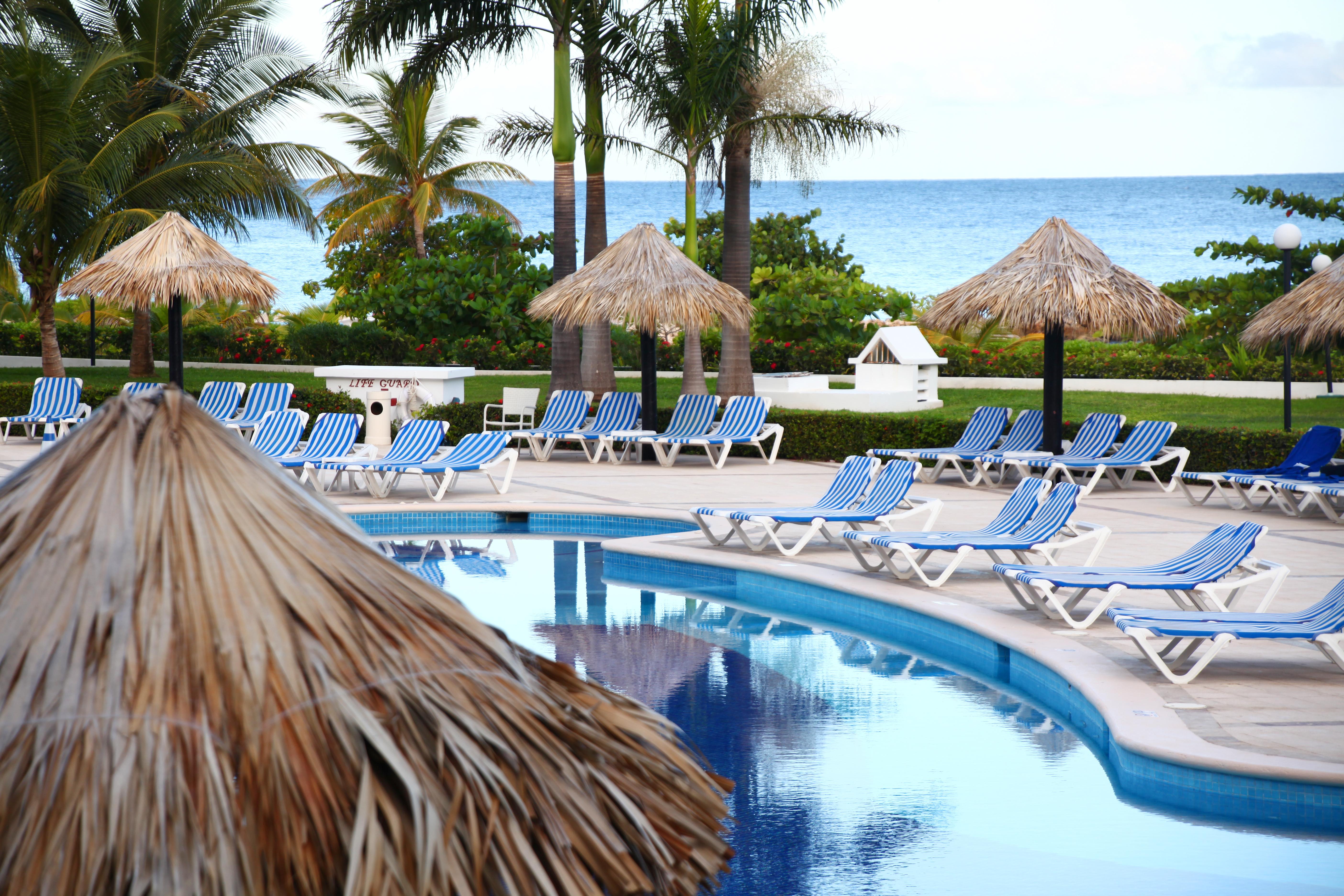 Hotel Bahia Principe Grand Jamaica (Adults Only) Runaway Bay Exterior foto Pool at Iberostar Grand Hotel Bávaro