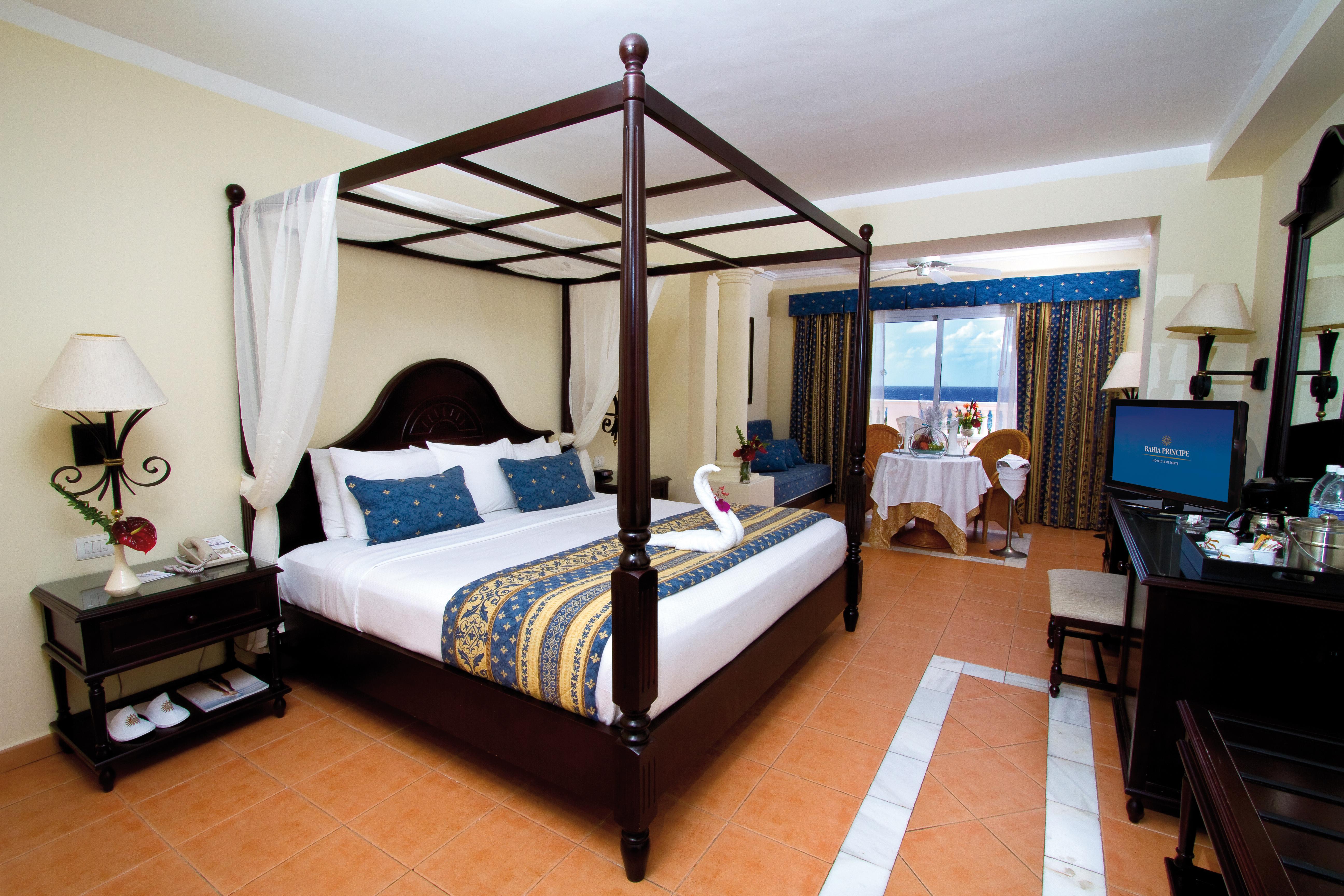 Hotel Bahia Principe Grand Jamaica (Adults Only) Runaway Bay Exterior foto A room at the Iberostar Grand Hotel Melia