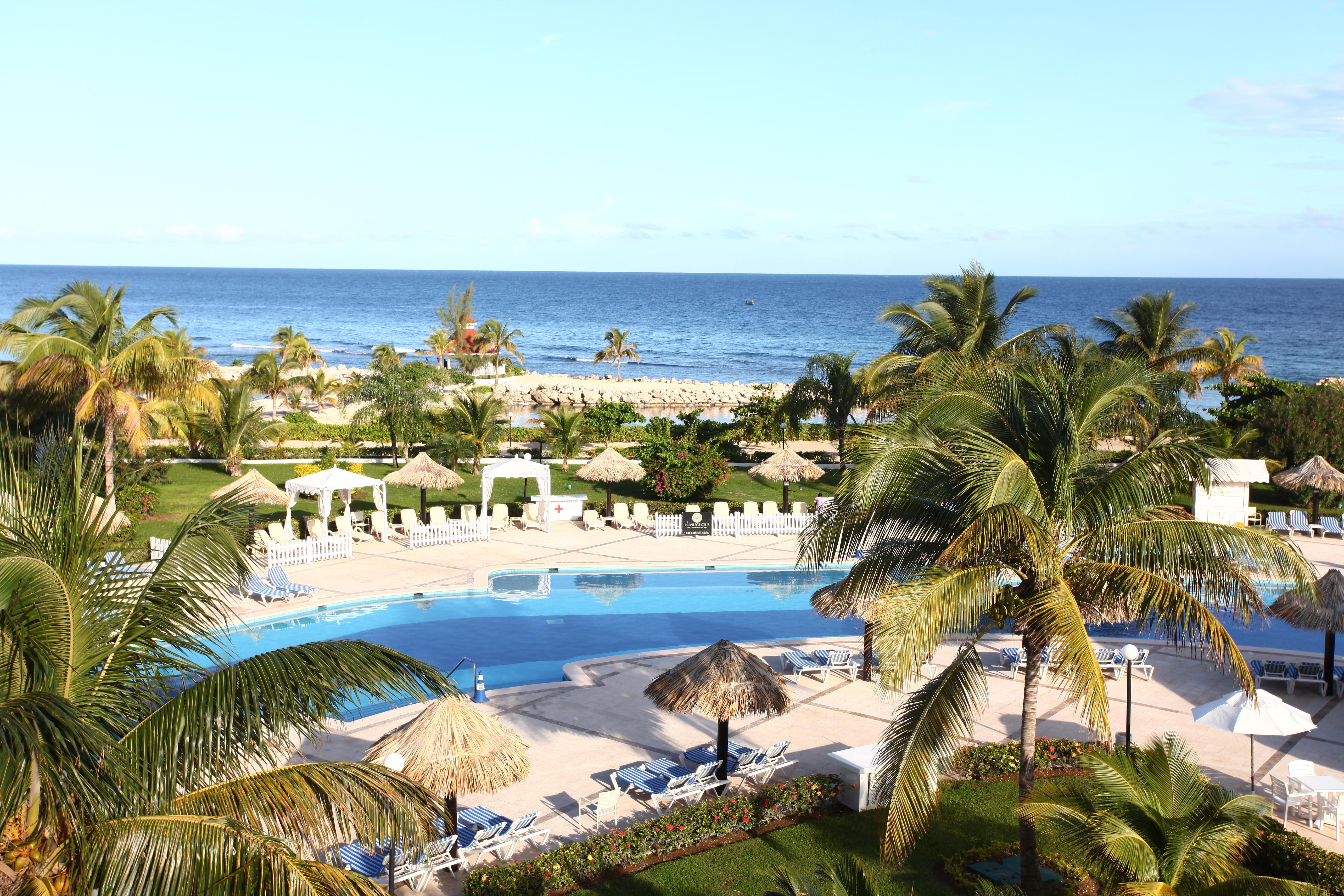 Hotel Bahia Principe Grand Jamaica (Adults Only) Runaway Bay Exterior foto View of the beach at the Iberostar Grand Hotel Bávaro