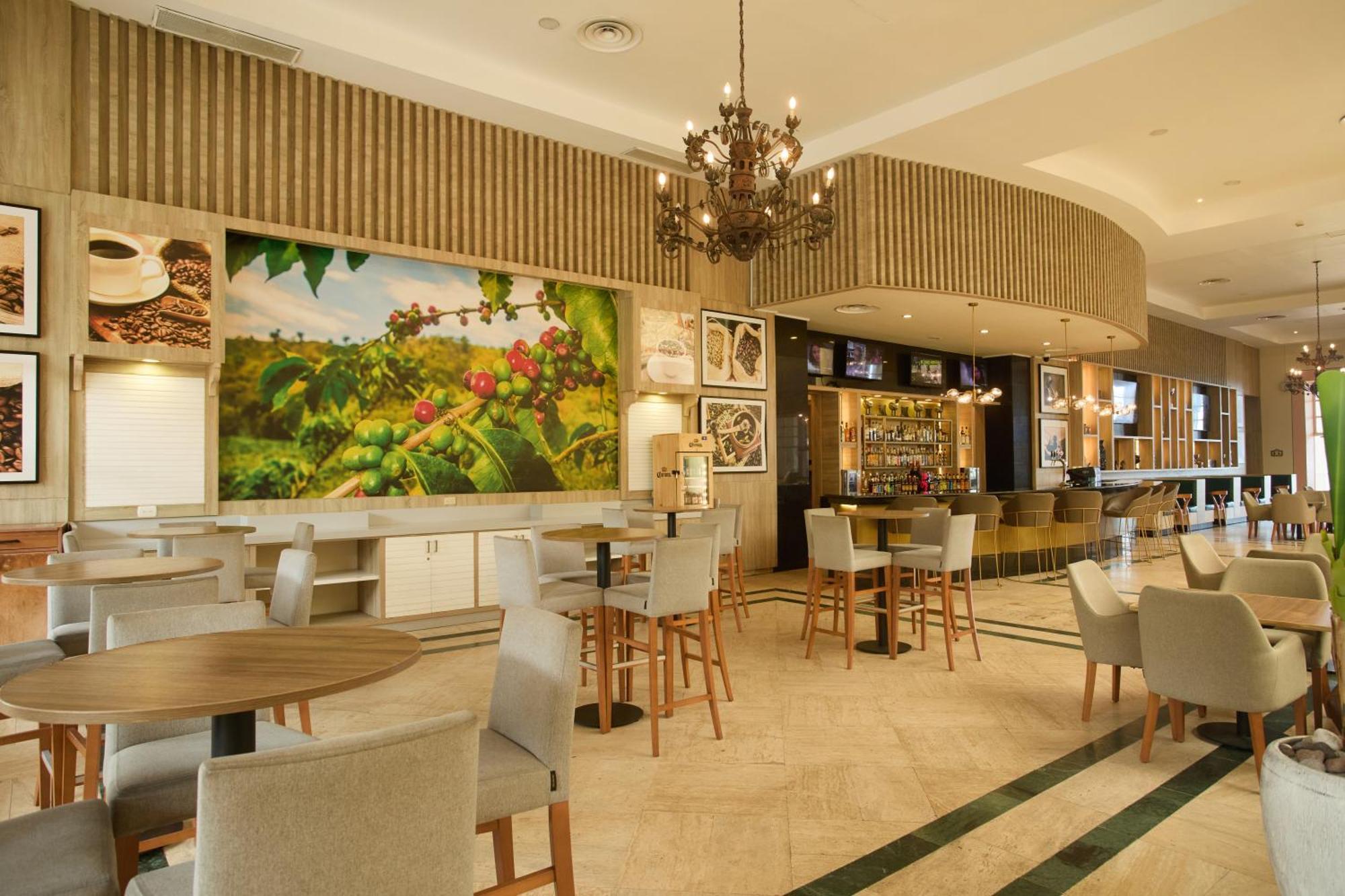 Hotel Bahia Principe Grand Jamaica (Adults Only) Runaway Bay Exterior foto The interior of the restaurant