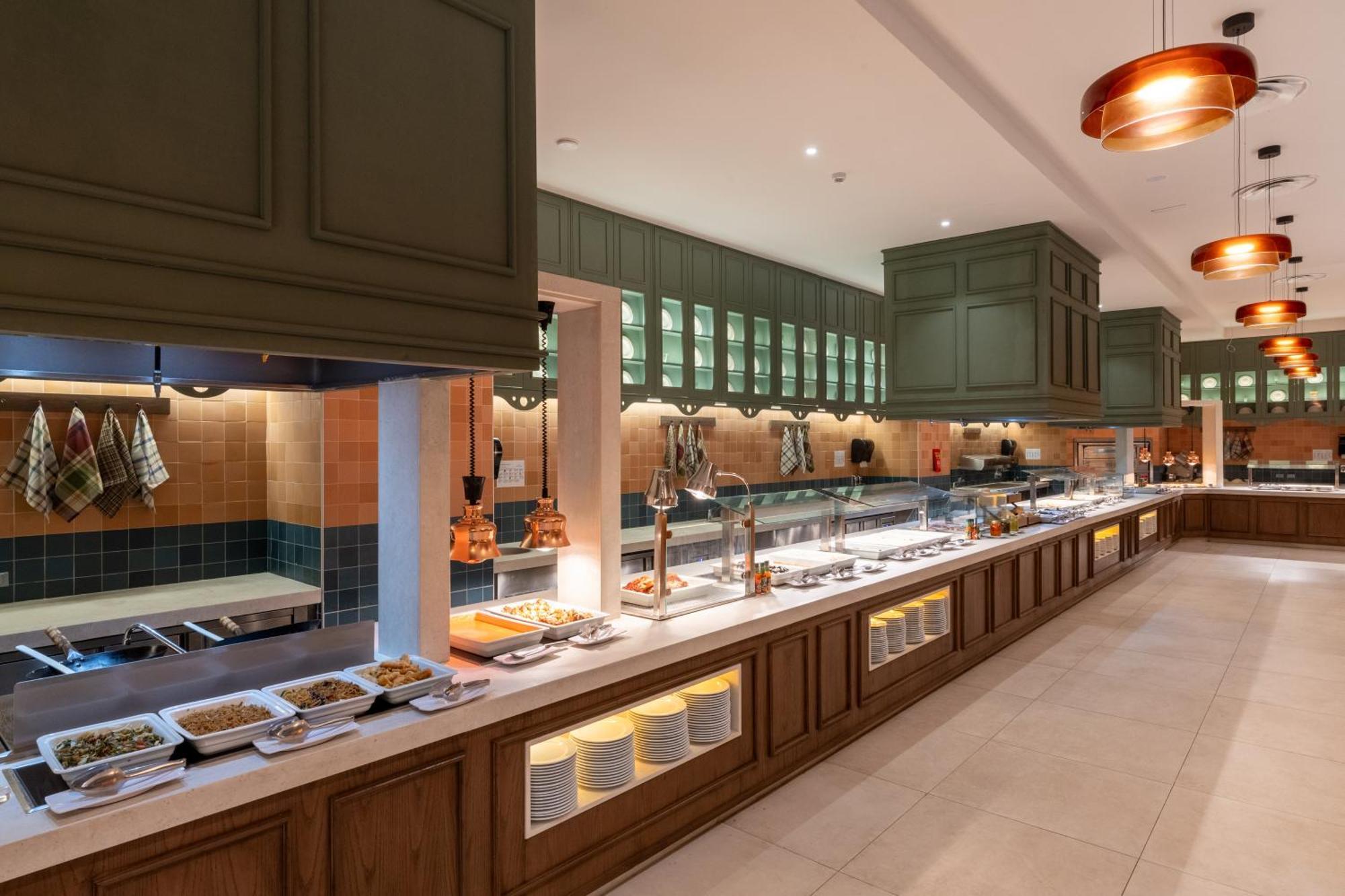 Hotel Bahia Principe Grand Jamaica (Adults Only) Runaway Bay Exterior foto The buffet at the hotel